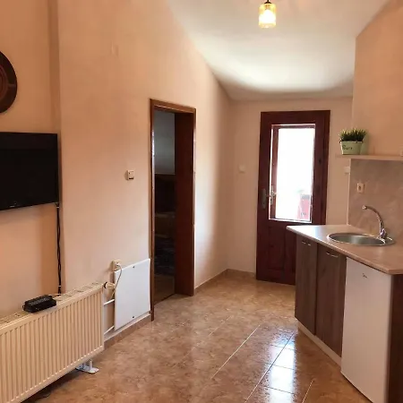 къща за гости загорски * كالوفر